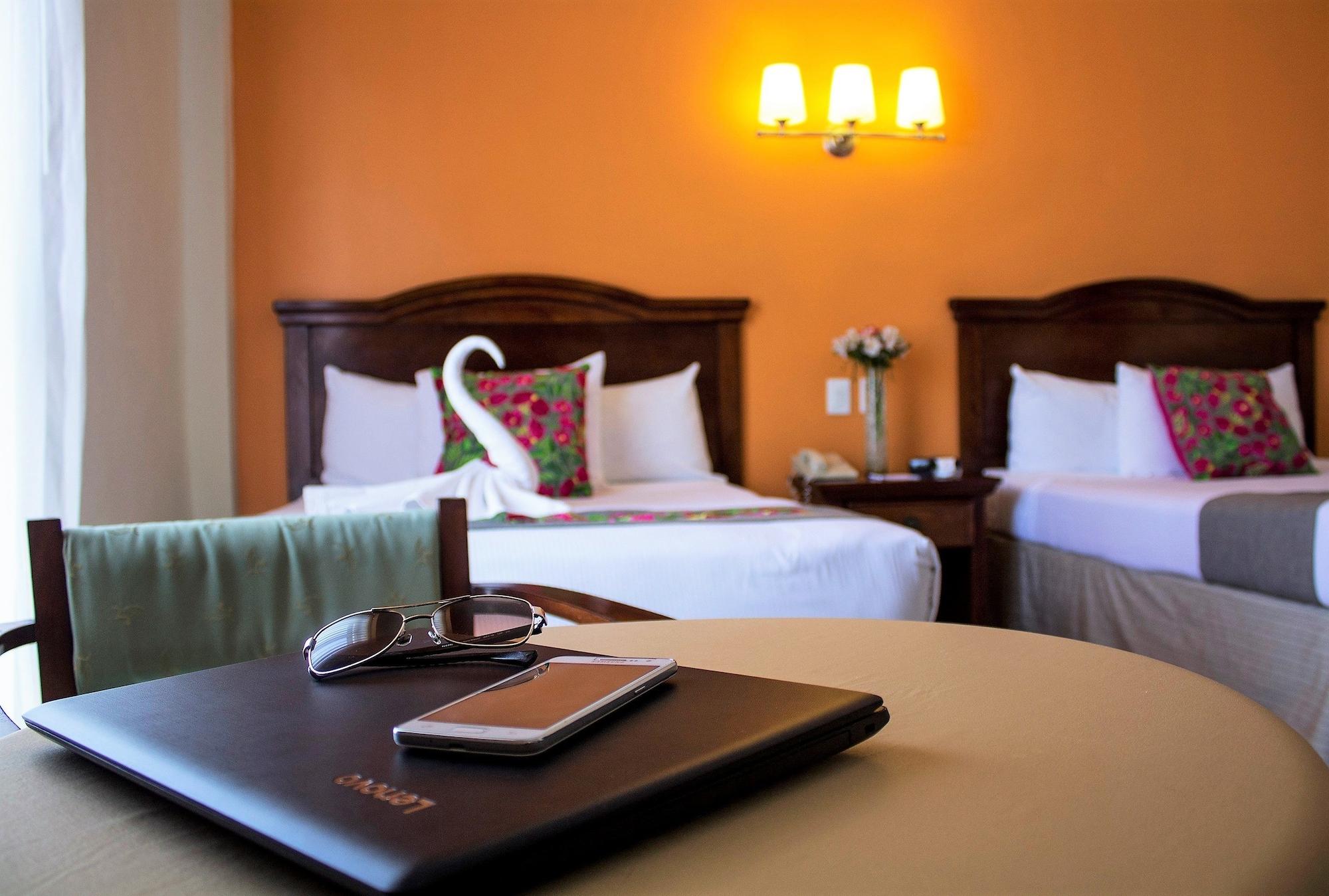 Hotel Plaza Campeche Exterior photo