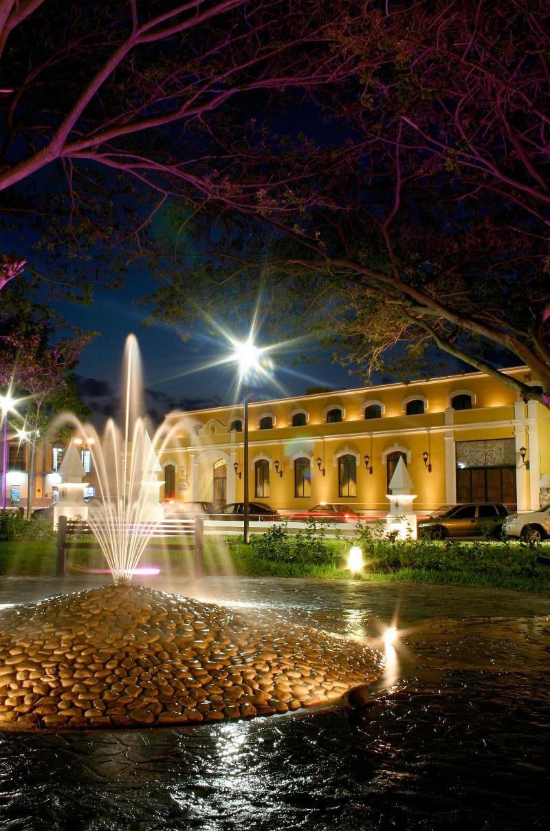 Hotel Plaza Campeche Exterior photo